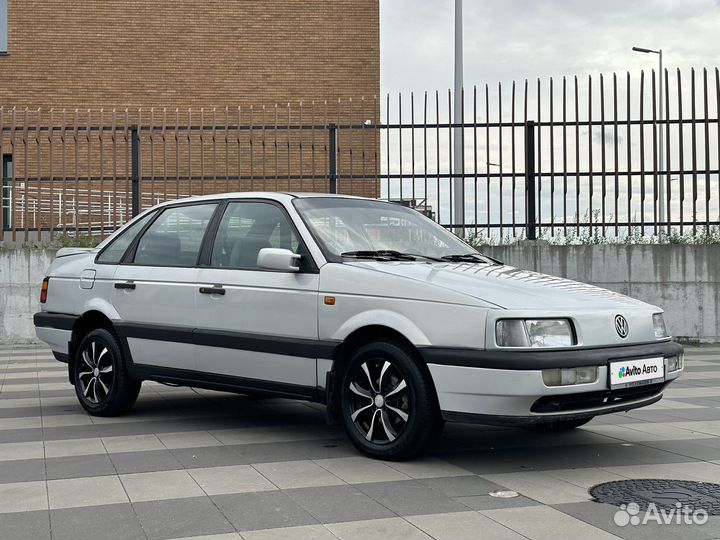 Volkswagen Passat 2.0 AT, 1992, 355 000 км