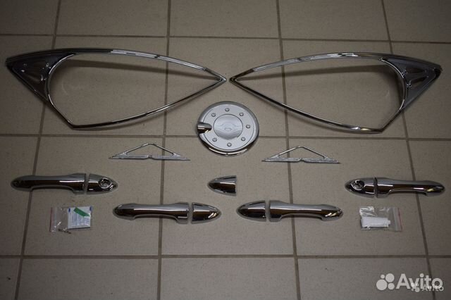 Ford Focus 1999-204г. хромированные накладки