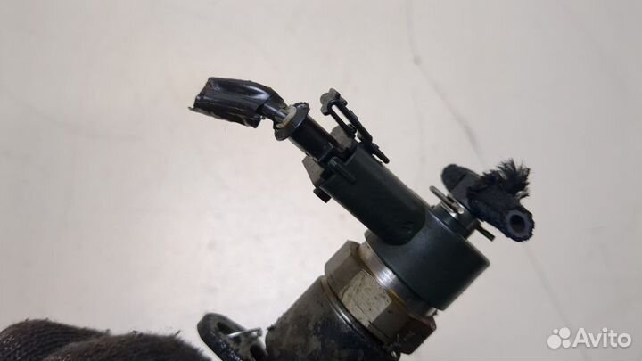 Форсунка топливная Volvo XC90, 2004