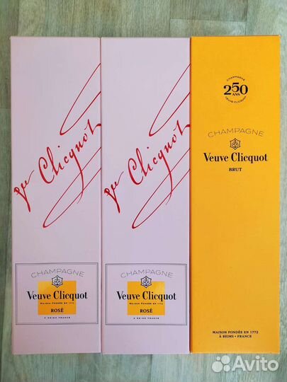 Коробка от шампанского Veuve Clicquot
