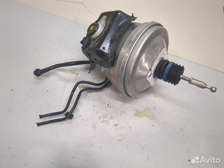 Цилиндр тормозной главный Audi A6 (C7), 2018