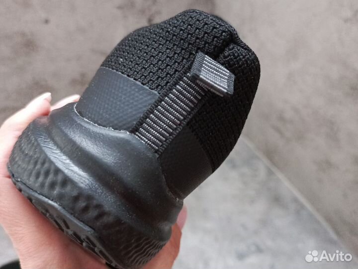 Кроссовки Adidas feather