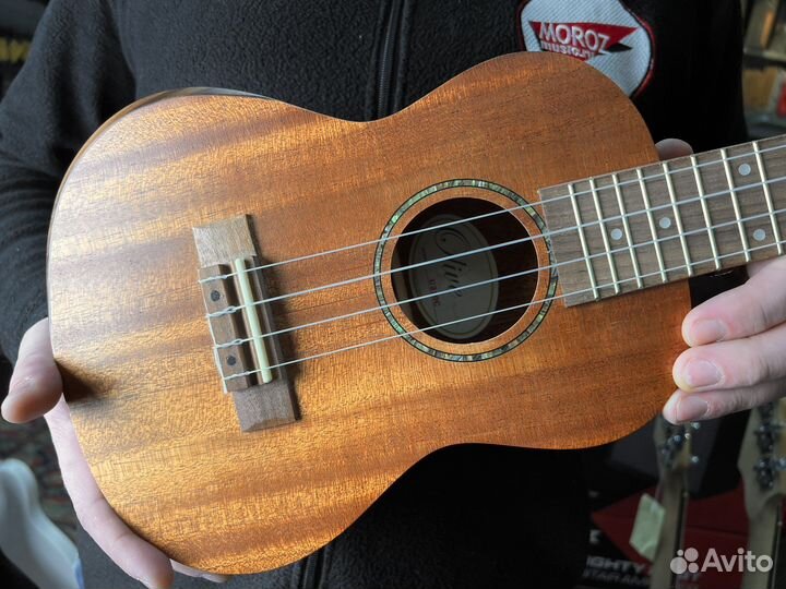 Укулеле концертная