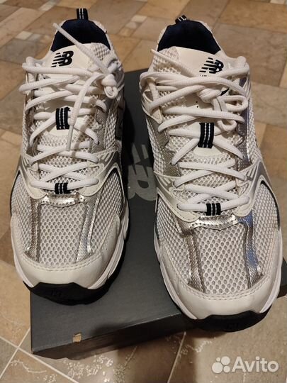 New balance 530