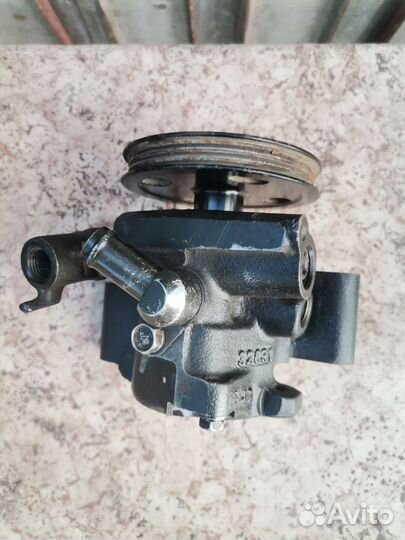 Гидроусилитель руля насос, форсунки, рампа, ролик