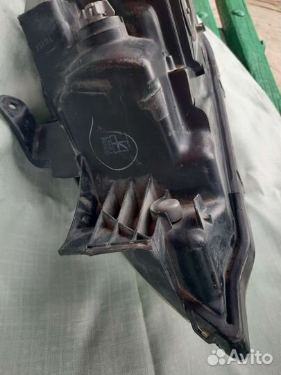 Правая фара митсубиси лансер 9