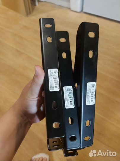 Кронштейн для полок