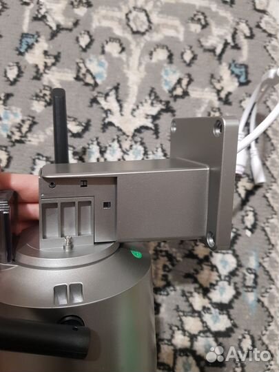 Камера поворотная с 2 объективами и мигалкой