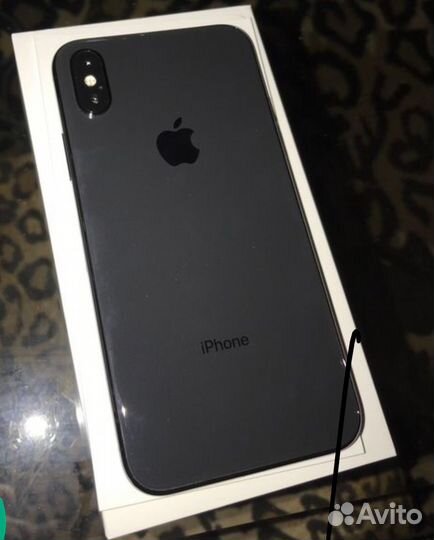 iPhone X, 64 ГБ