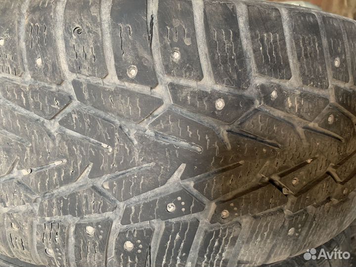 Nokian Tyres Hakkapeliitta 7 215/55 R17