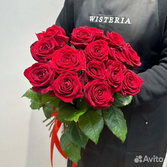 Букет 15 красных роз