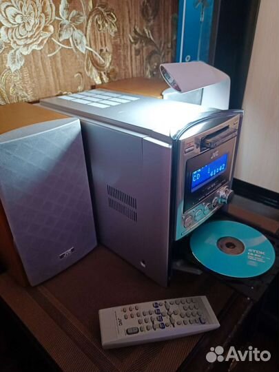 Музыкальный центр jvc Ux-B70+(Диски с записями)