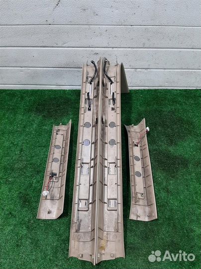 Накладка порога внутри Lexus RX300 (MCU35) 2004