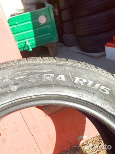 Roadstone N'Fera RU5 235/55 R18