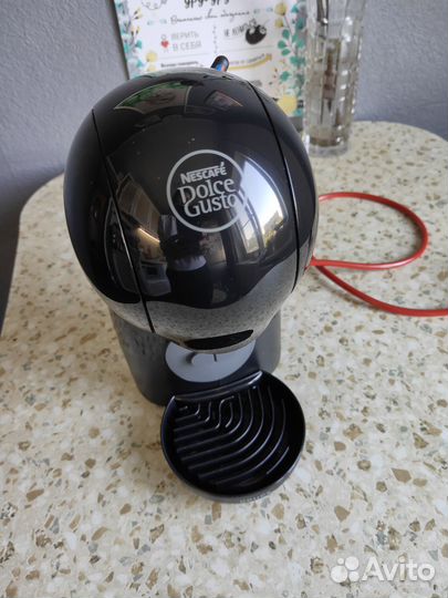 Кофеварка капсульная dolce gusto