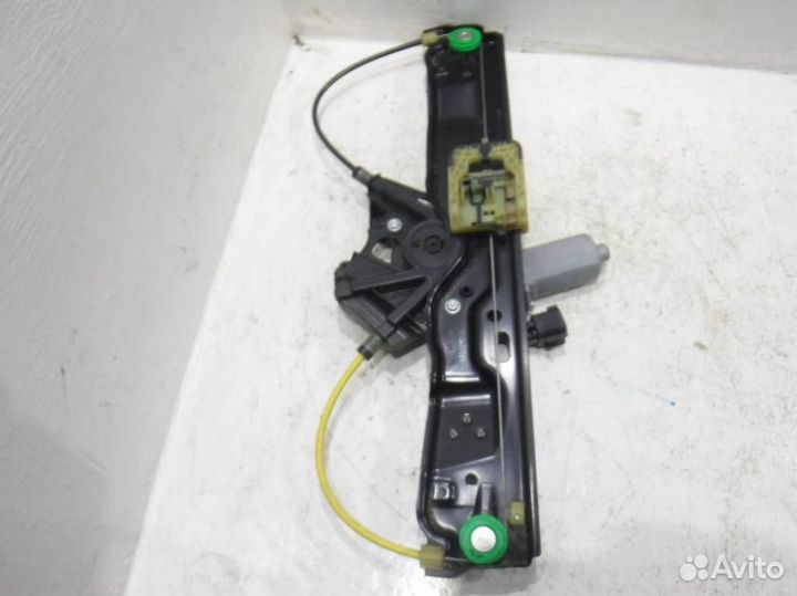 Стеклоподъемник электрический задний левый