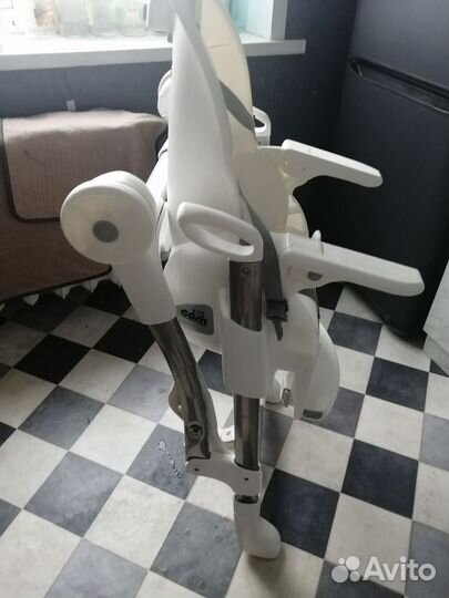 Стул для кормления