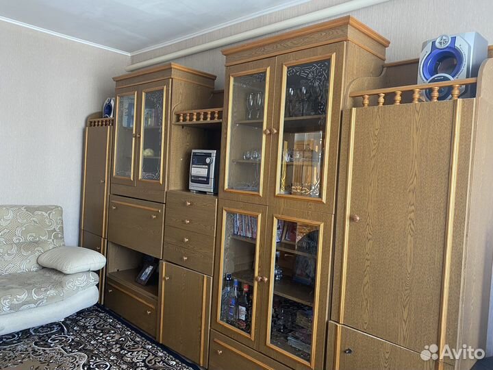 Стенка в гостиную