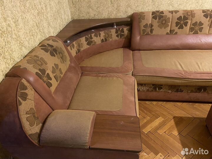 Угловой диван