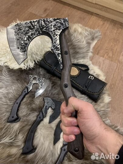 Топоры мощные кованые