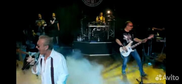 Подиум под барабанную установку