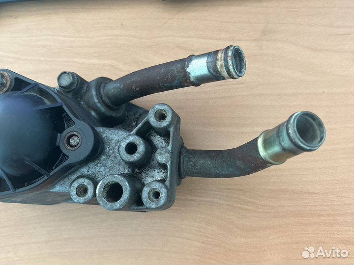 Корпус термостат на Ниссан Альмера Классик B10