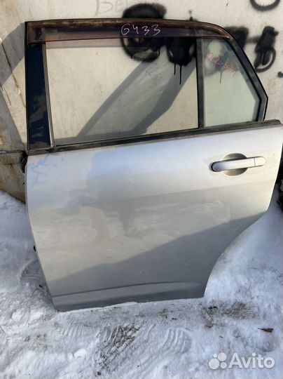 Дверь на ниссан тиида