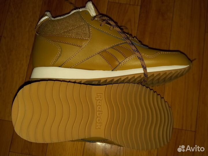 Кроссовки Reebok новые р 36