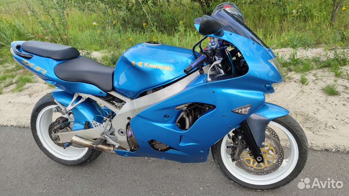 Kawasaki zx 9 r