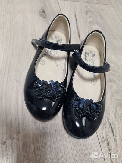 Нарядное платье для девочки