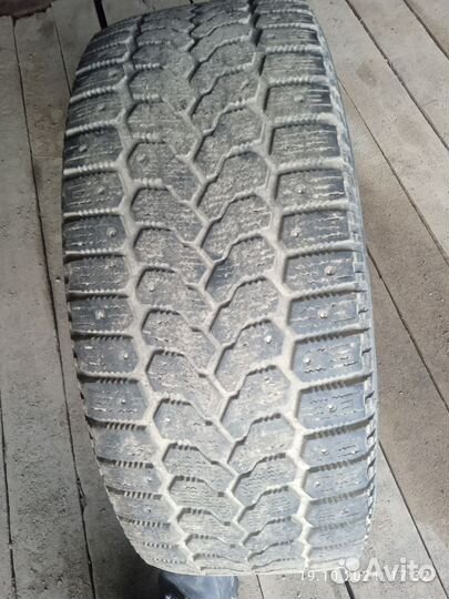 Yokohama Ice Guard IG60 215/60 R16