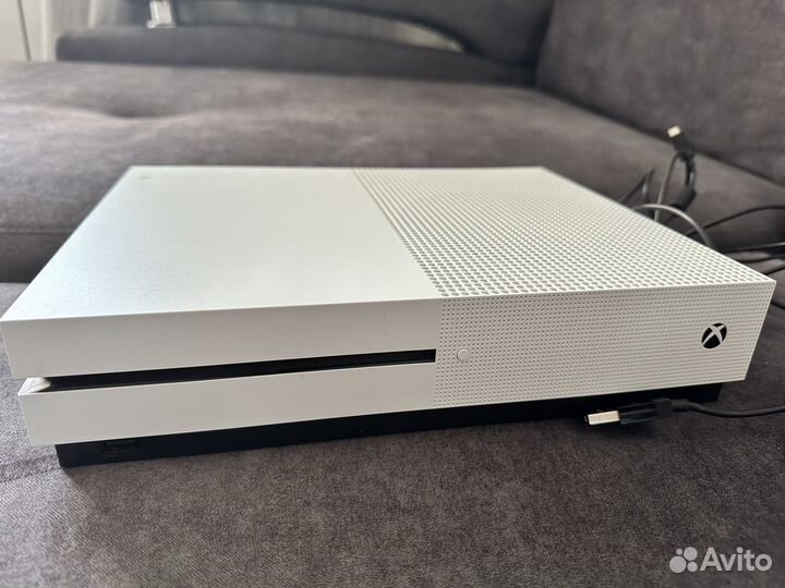 Xbox one s 800gb