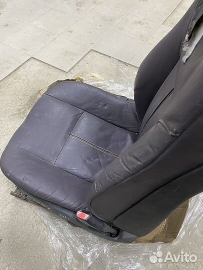 Кожаное сиденье bmw e39
