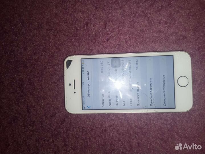 Телефон iPhone 5s