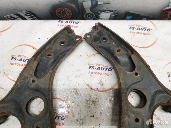 Рычаг подвески нижний передний Kia Soul 1.6 G4FD