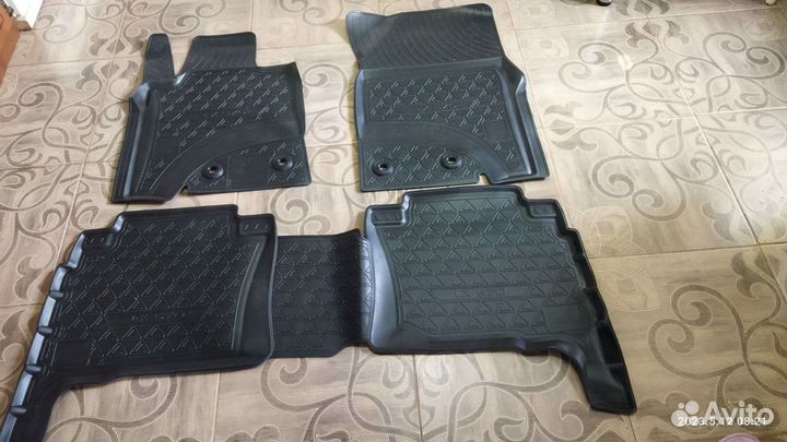 Полики салона и багажника toyota lexus