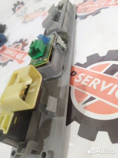 Блок климат контроля задний Toyota Ipsum ACM26