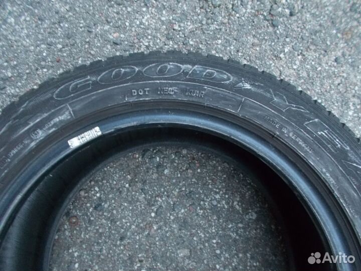 Goodyear UltraGrip 205/55 R16