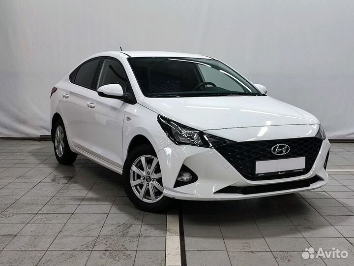 Hyundai Solaris 1.6 AT, 2021, 13 701 км