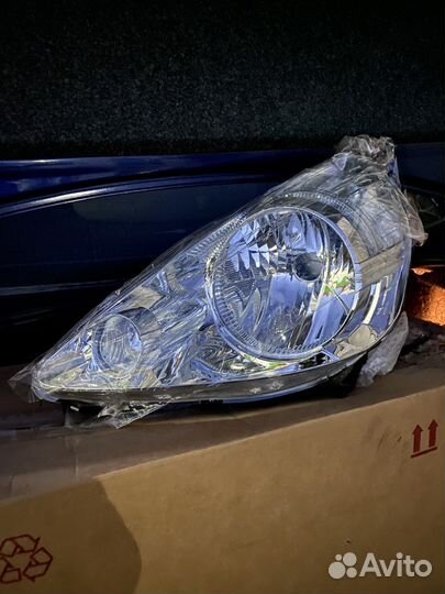 Фара honda fit новая левая и стойку стабилизатора