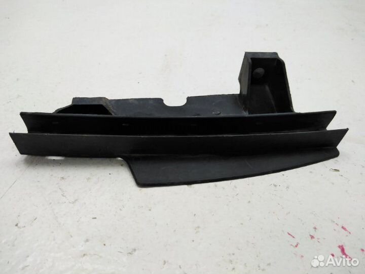 Направляющая стеклоподьёмника задняя правая Fiat