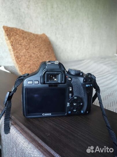 Зеркальный фотоаппарат canon 550d