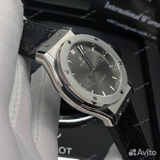 Часы Hublot classic fusion серые 42mm