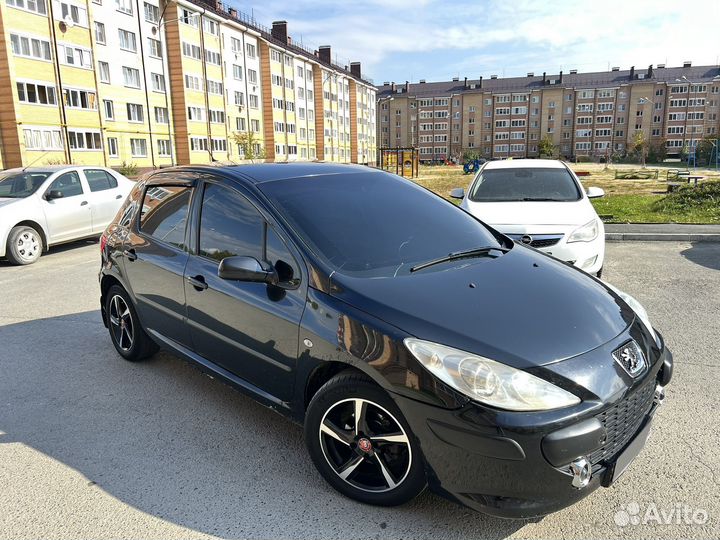 Peugeot 307 1.6 МТ, 2006, 200 000 км