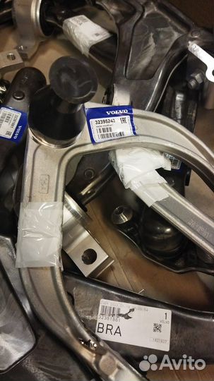 Рычаг передний верхний Volvo XC90 SPA с 2015 г