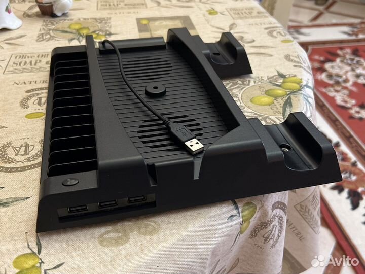 3 в 1 подставка, охлаждение и зарядка