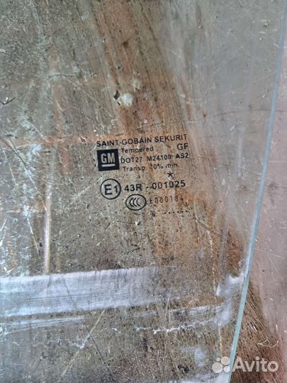 Стекло двери передний левый Opel Vectra C