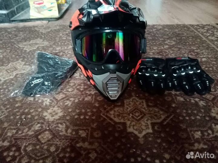 Мотошлем кроссовый EOX