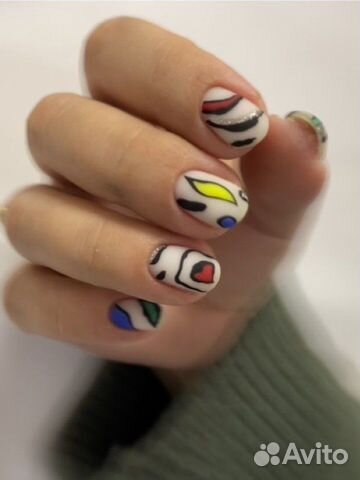 Маникюр