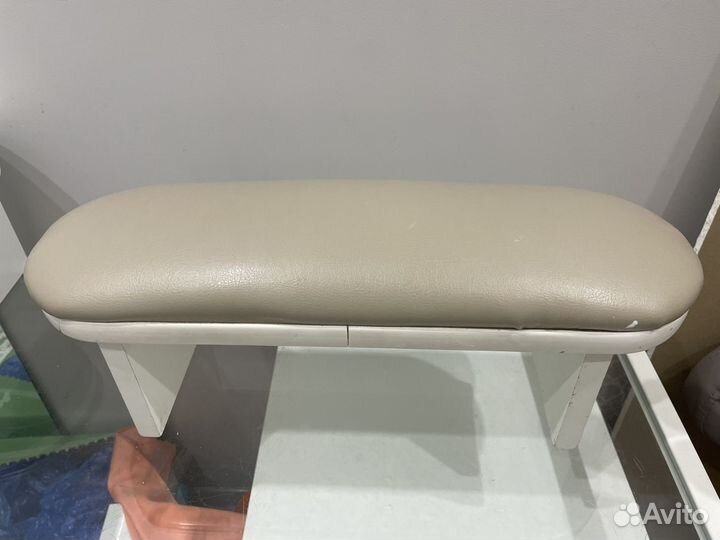 Подставка для маникюра